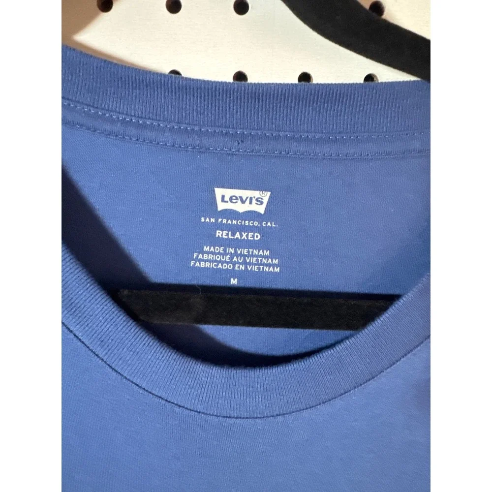 Levis Mens Relaxed Fit Colorblock T-Shirt Blue Batwing‎ Logo Medium